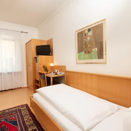 Liebetegger-klagenfurt מלון 3*